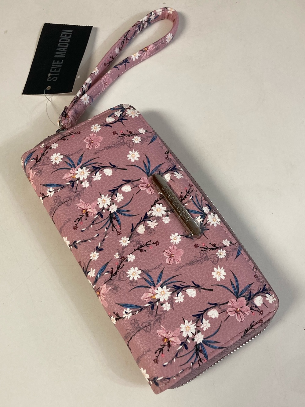 NWT Steve Madden Floral Pink Wallet
